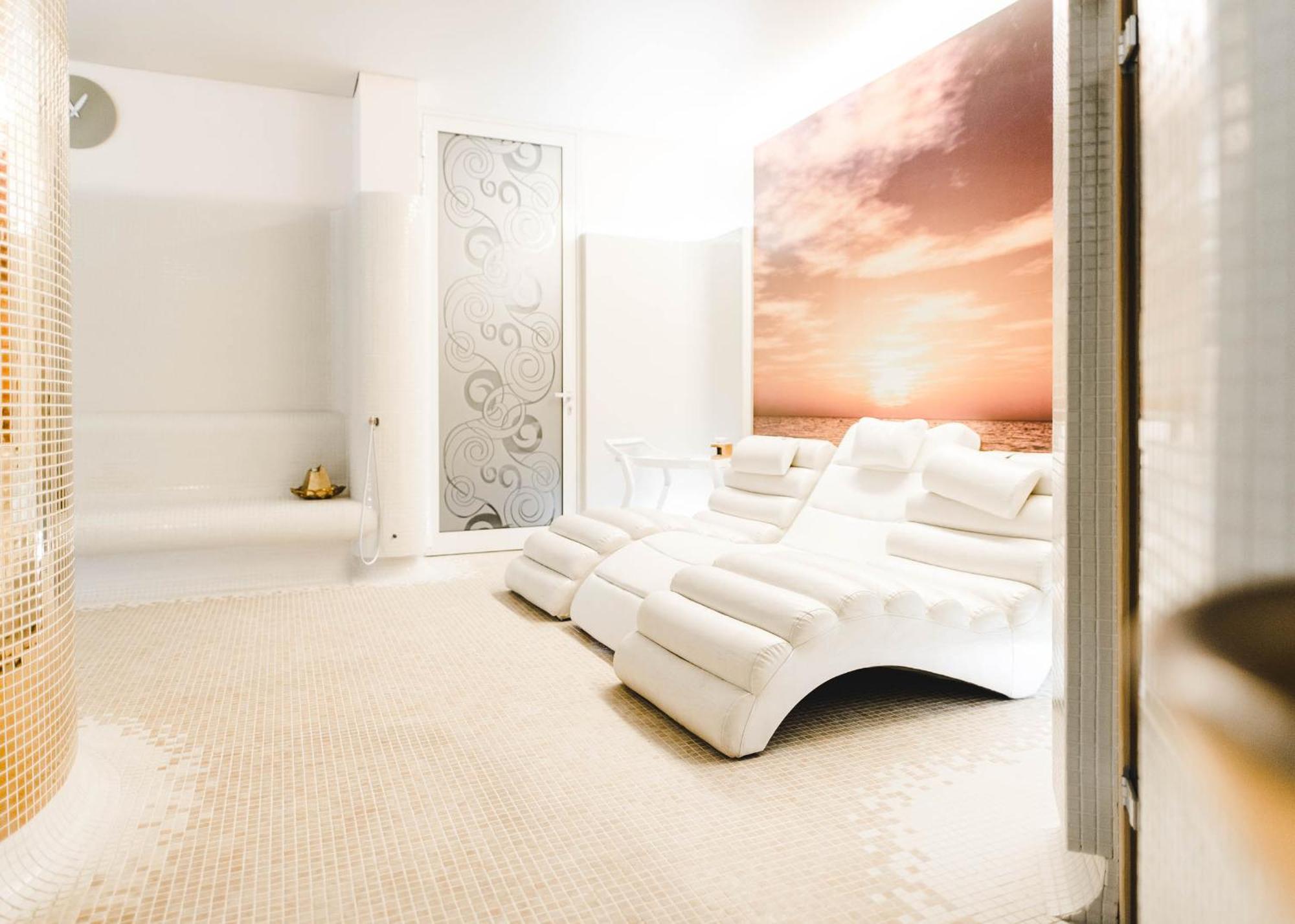Hotel Court Wellness&Spa Kędzierzyn-Koźle Eksteriør bilde