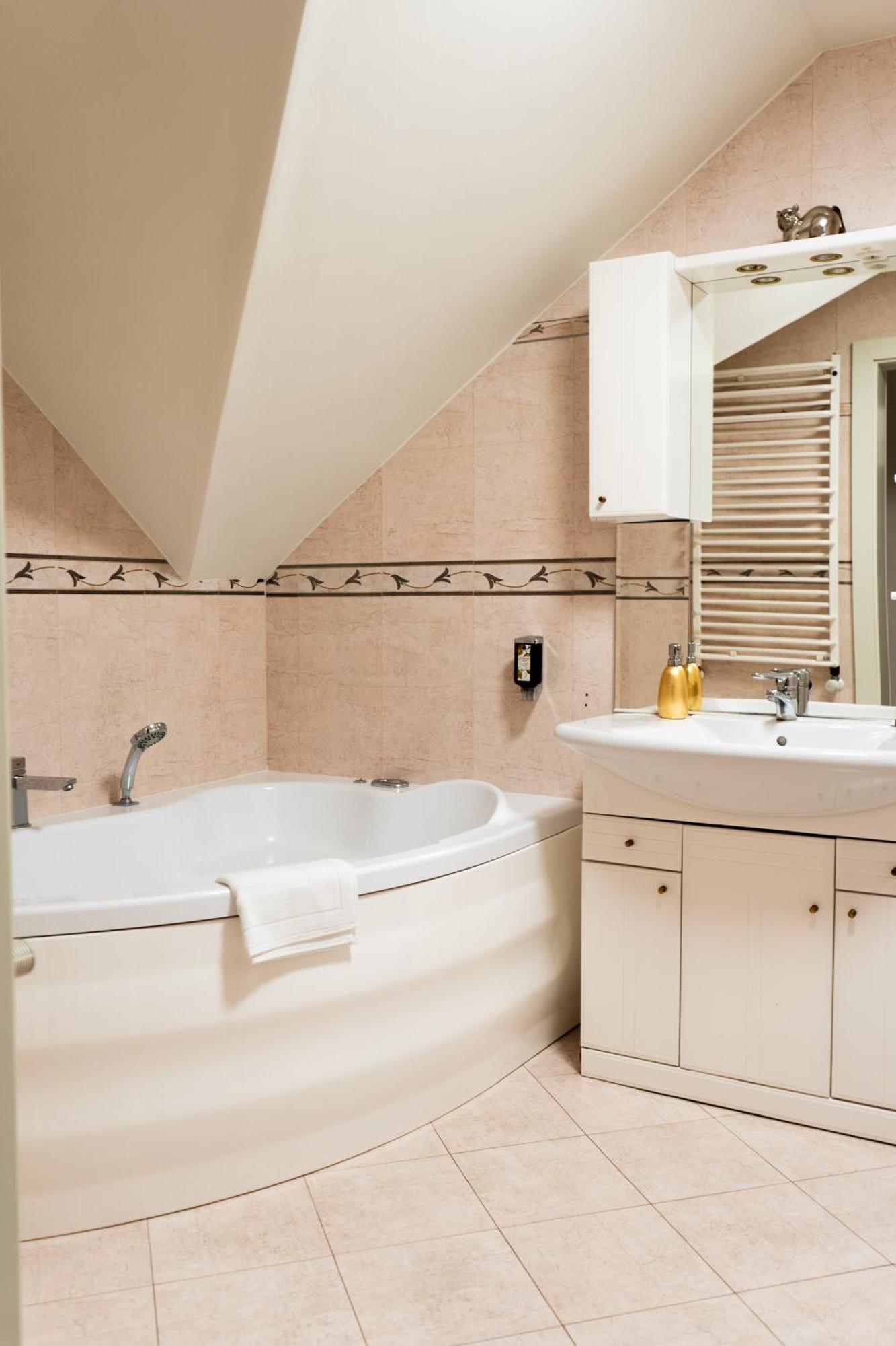 Hotel Court Wellness&Spa Kędzierzyn-Koźle Eksteriør bilde