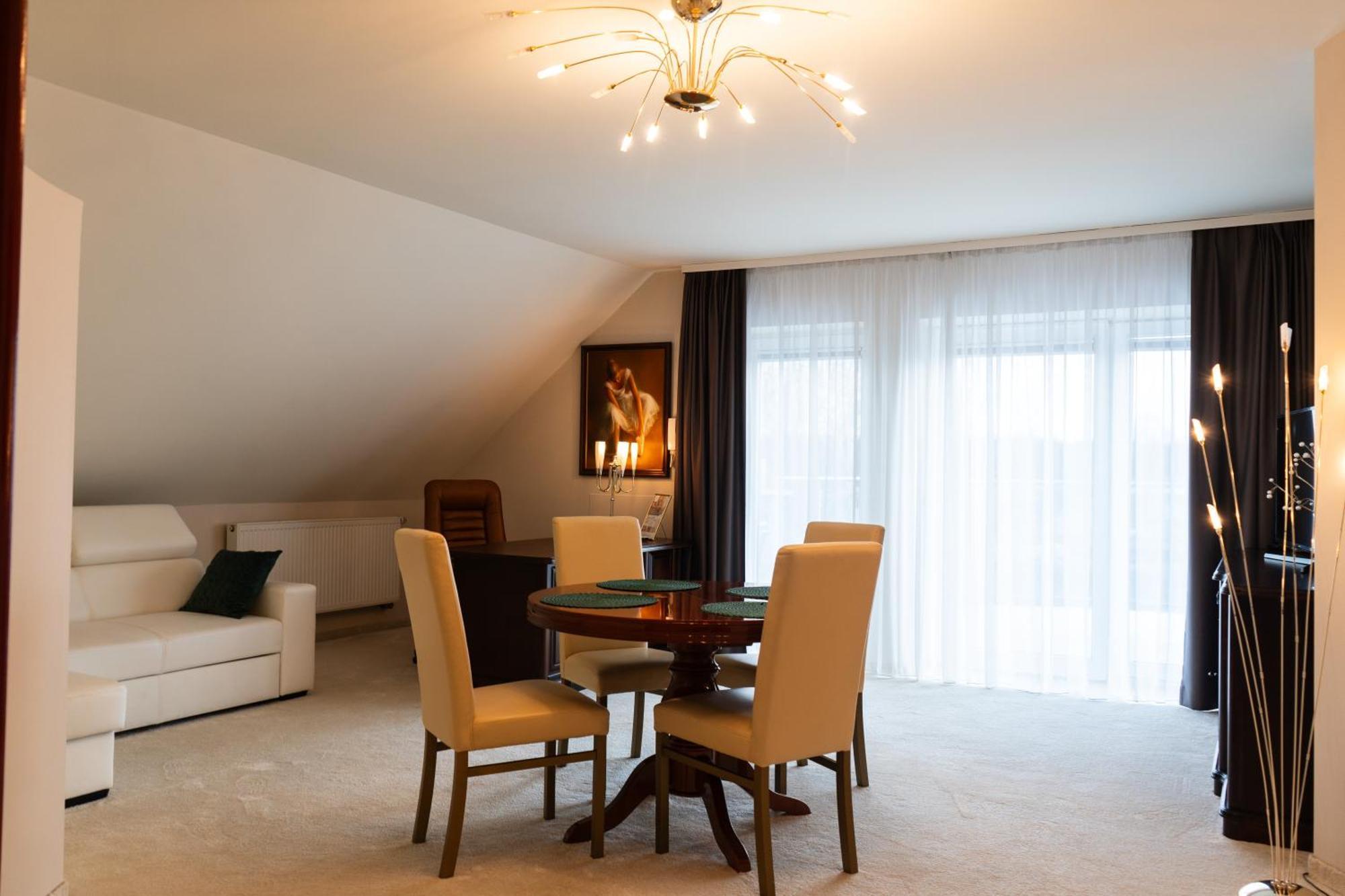 Hotel Court Wellness&Spa Kędzierzyn-Koźle Eksteriør bilde